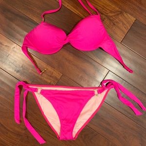 Victoria’s Secret pink bikini